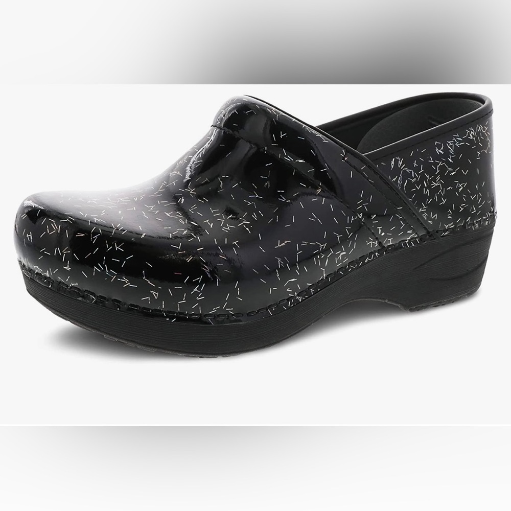 Dansko XP 2.0 clog in rainbow flecks size 38